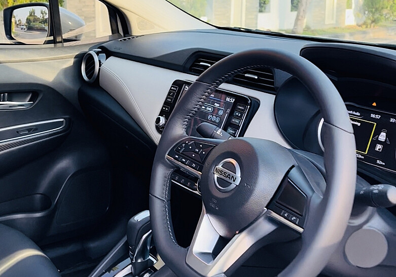 nissan-almera-2841-7353-rp